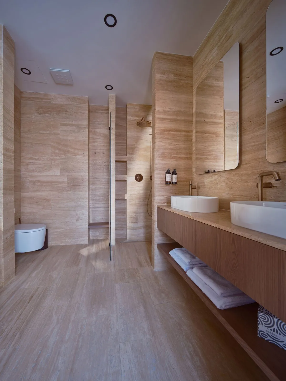Bathroom – The Benedict Boutique Hotel