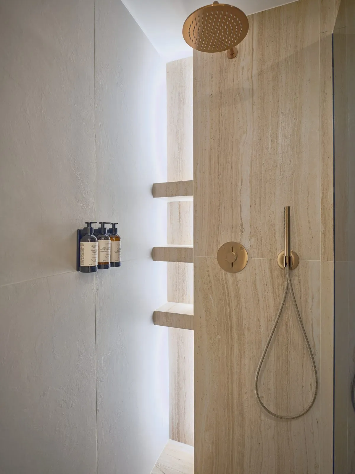 Shower – The Benedict Boutique Hotel